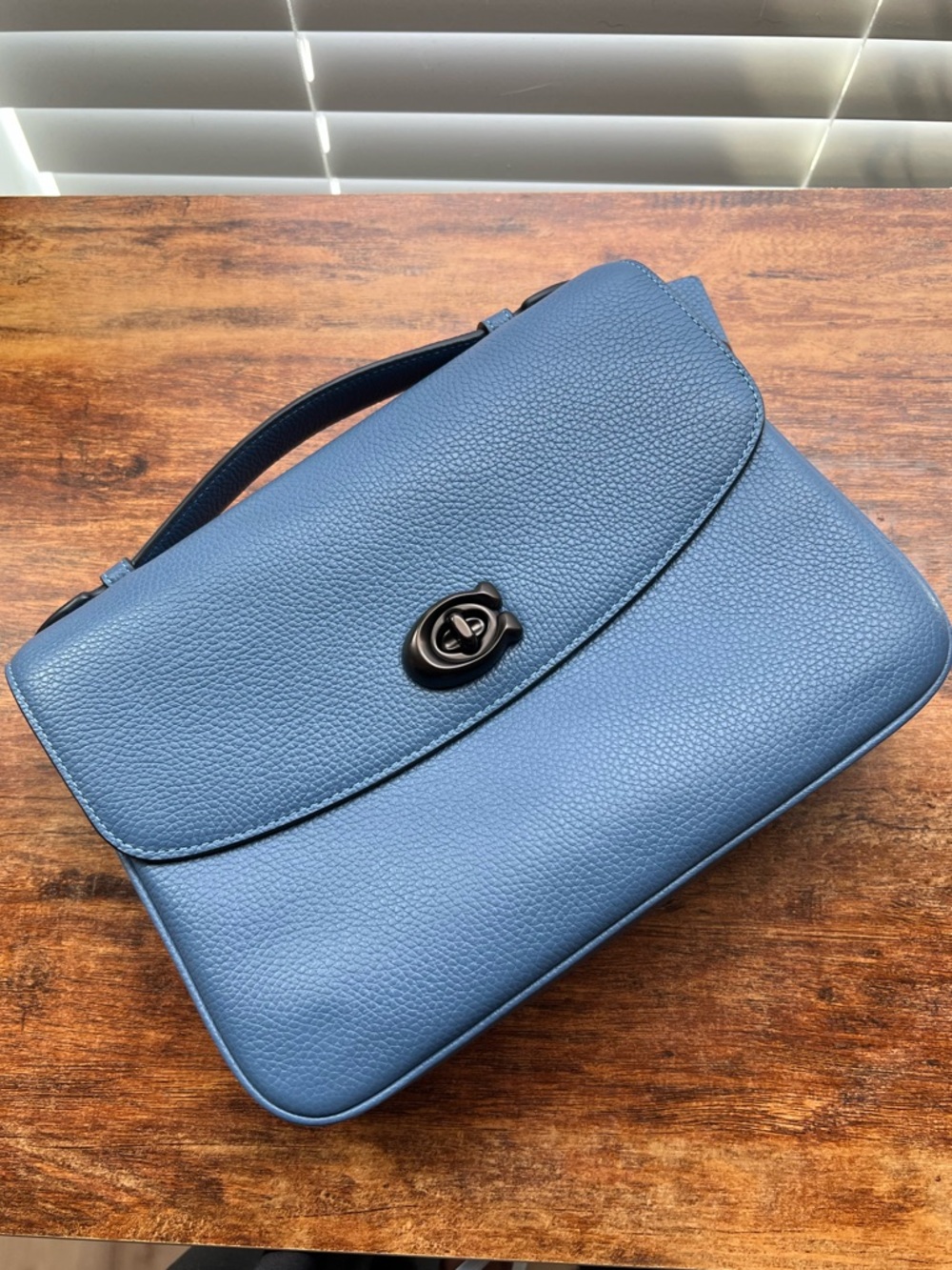Coach Cassie in Stone Blue Pebbled Leather Crossbody Bag with Black Turnlock